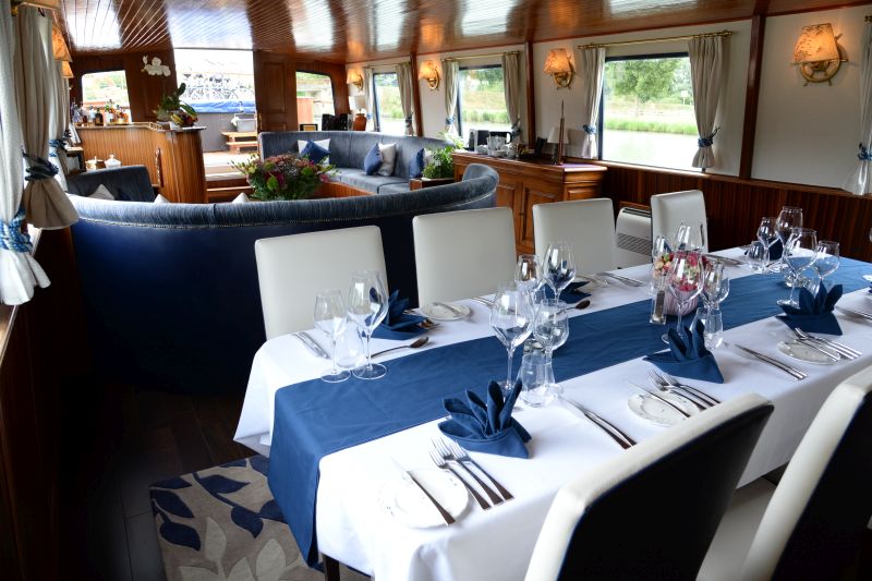 LA BELLE EPOQUE BARGE CRUISES BURGUNDY CRUISES CRUCEROS BORGOÑA CRUCEROS FRANCIA CRUCEROS CANALES DE FRANCIA LA BELLE EPOQUE VENAREY-LES-LAUMES CRUCEROS MONTBARD CRUCEROS RAVIERES CRUCEROS ANCY-LE-FRANC CRUCEROS LEZINNES CRUCEROS TANLAY CREUERS CROISIERES PENICHE CRUCEROS CANALES DE FRANCIA CRUCEROS PRIVADOS CRUCEROS BARCO PEQUEÑO CRUCEROS SEGUROS CORONAVIRUS COVID19 CRUCEROS SEGUROS #LaBelleEpoque #CrucerosCanalesFrancia #CRUCEROS #PENICHE #BARGECRUISES #CrucerosBarcaza #CrucerosCanalesFrancia #FranceCruises #CroisieresFrance #CrucerosFrancia